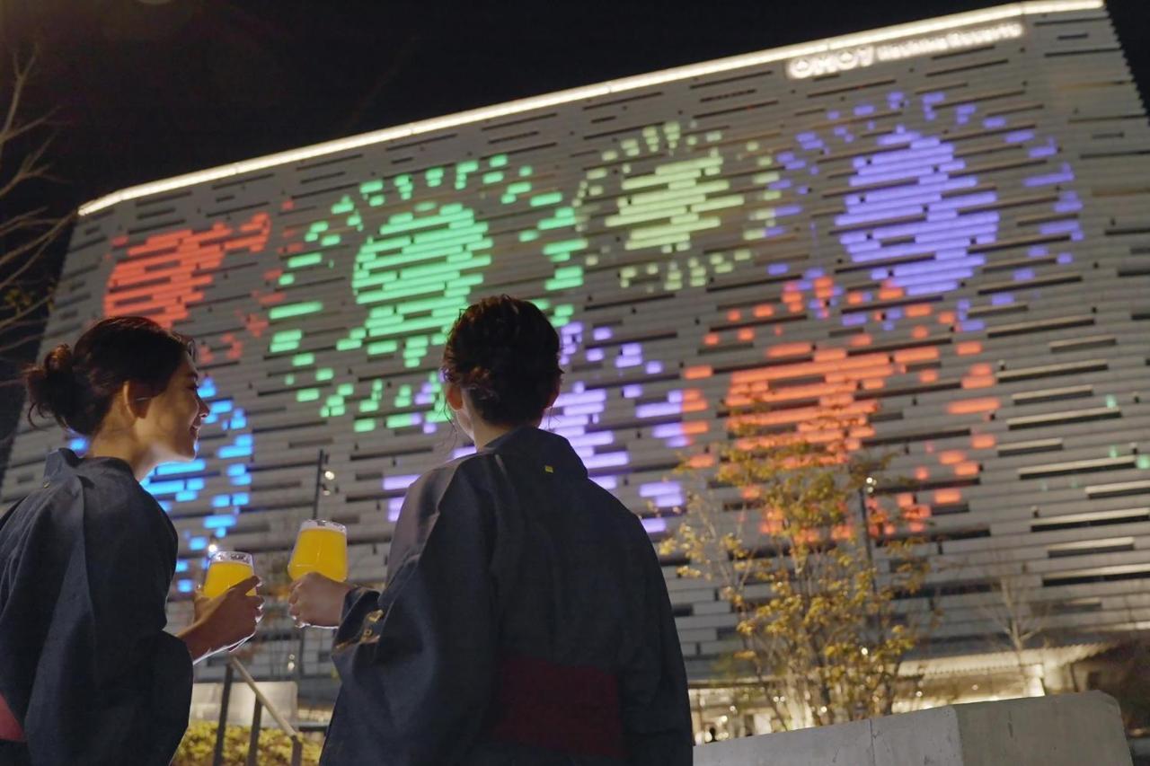 Omo7 Osaka By Hoshino Resorts Exterior foto The facade of the museum at night